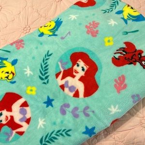 Little mermaid blanket